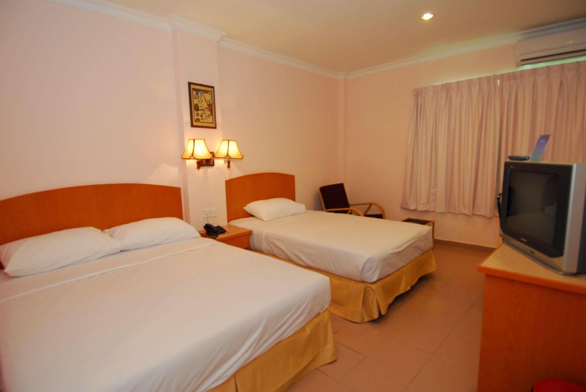 Hotel City Star Sandakan Exterior photo
